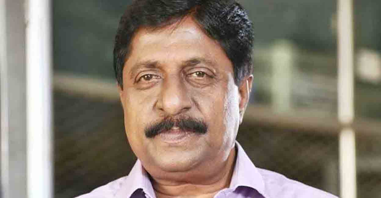 I oppose democratic system, loopholes allow thieves to escape: Sreenivasan