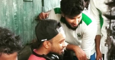 Dulquer Salmaan looks unrecognizable in ‘Parava’ getup