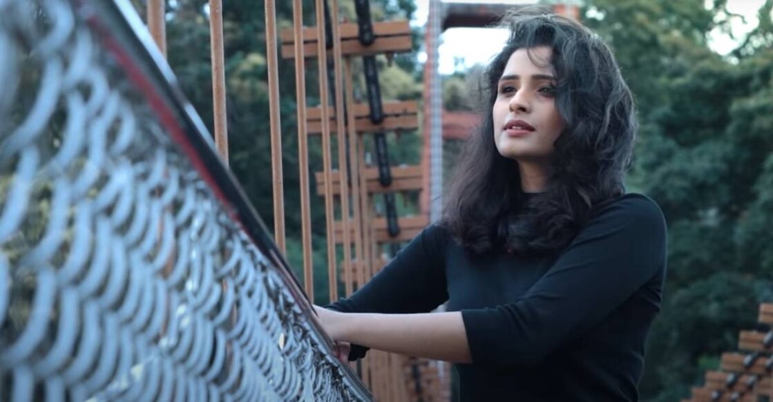 smrithiyude-thazhvaram-song smrithiyude-thazhvaram-song