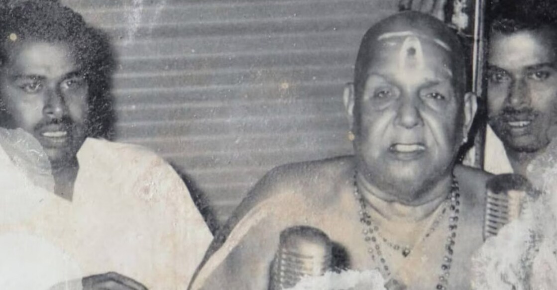 K G Jayan and his brother Vijayan with their guru Chembai Vaidyanatha Bhagavathar | File Photo