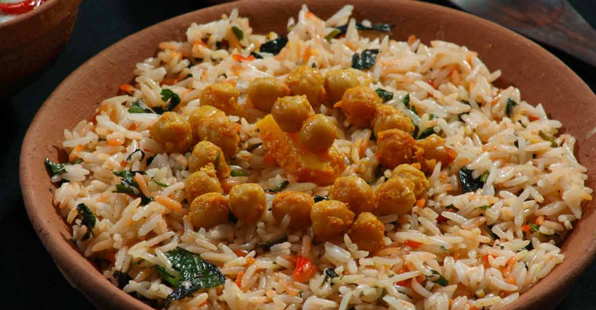 Delicious chana biryani in pressure cooker by Lakshmi Nair Recipe