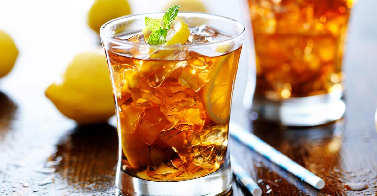 Brew and then blend or stir: Araku Spritz | Shutterstock Brew and then blend or stir: Araku Spritz | Shutterstock