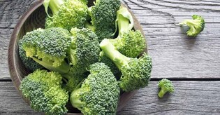 Here are some food items you must avoid before bedtime