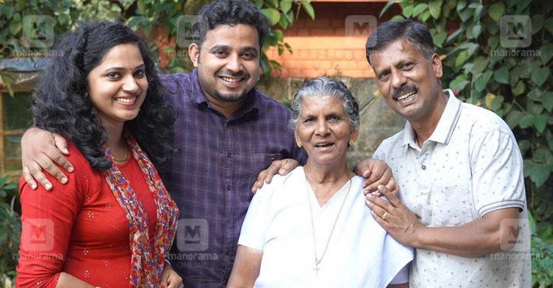 Sachin, Pinju, Annamma chedathi and her son Babu