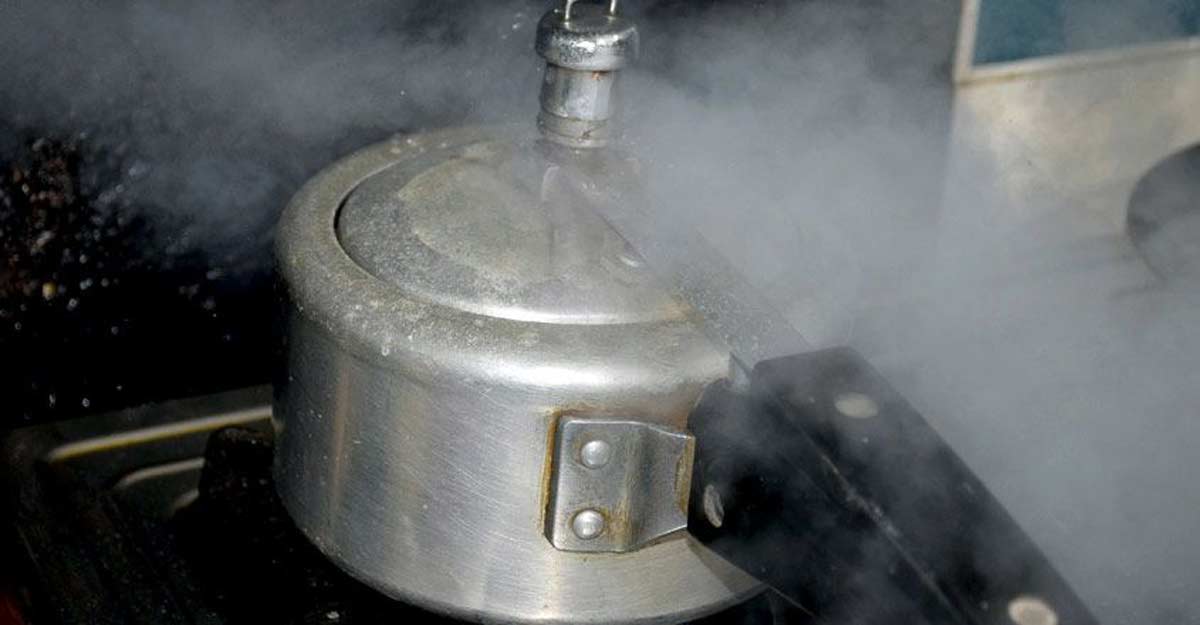 pressure-cooker pressure-cooker