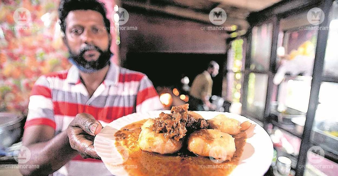 Ullivada, Parippuvada at Rs 1; This decades old Alappuzha hotel is a snack lover's dream