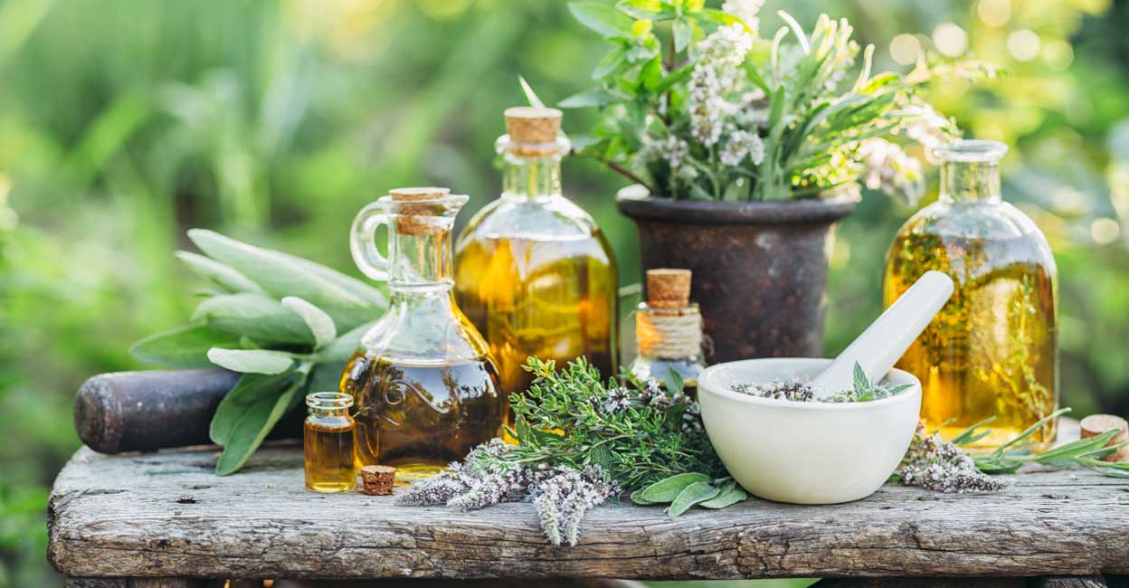 Oils Photo: Shutterstock/Valentina_G