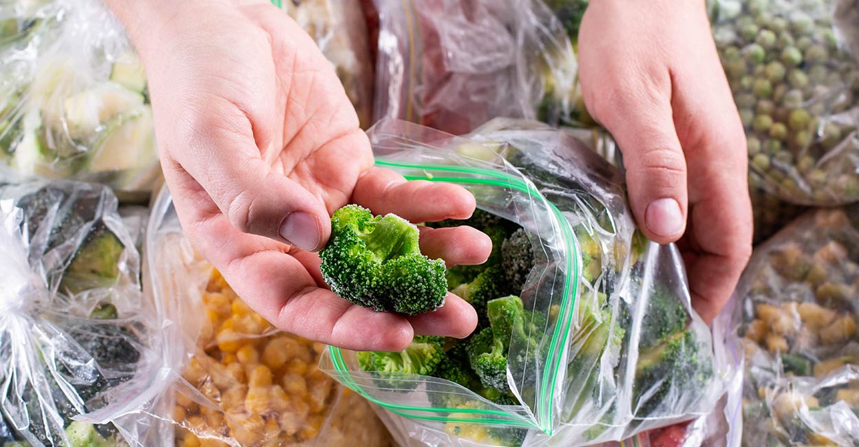 Here's how to store broccoli to keep it fresh longer Broccoli could be stored in plastic bags and kept in fridge. Photo: iStock/Qwart