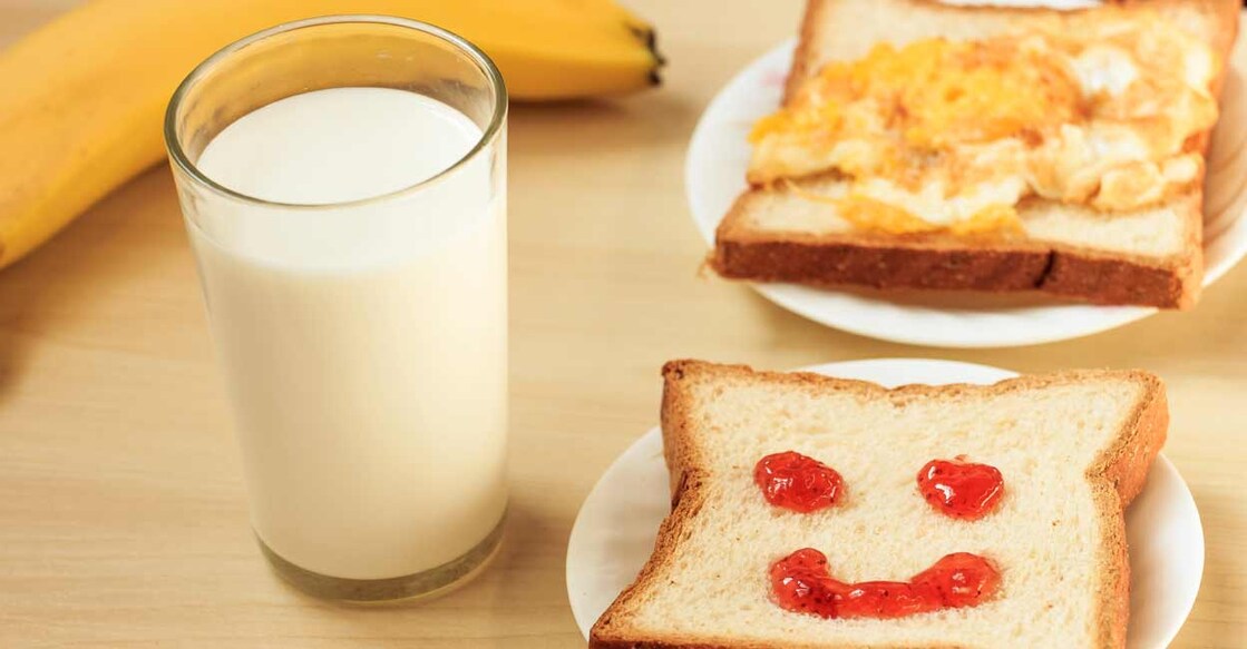 Bread slices contain carbohydrates and eggs are store houses of protein. Representational image: badboydt7 / Shutterstock