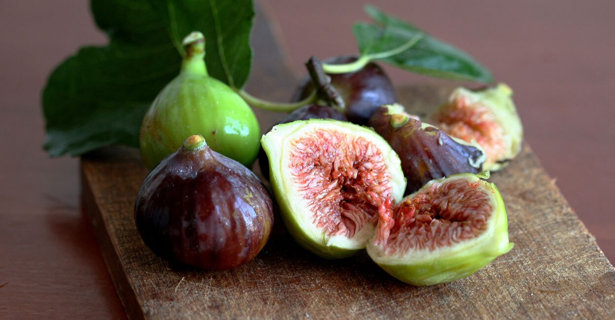 Figs cut into halves. Photo: iStock/Angelafoto