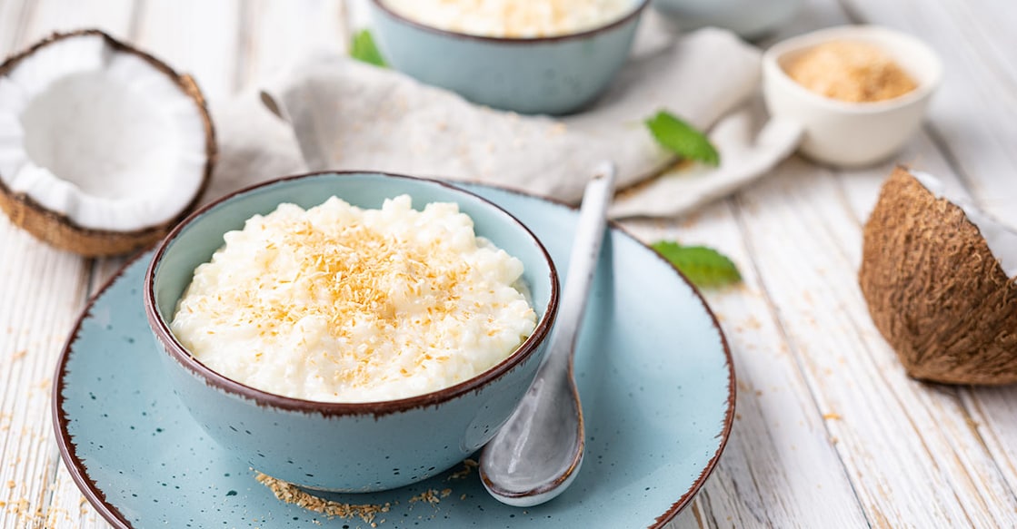 From tea to dessert, 5 coconut-based recipes to turn up your tropical spirit this weekend Representative image: Shutterstock/Marcus Z-pics