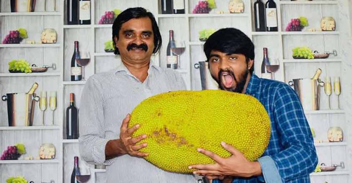 Saapattu Raman sets new record by finishing 9 plates of rice Saapattu Raman sets new record by finishing 9 plates of rice