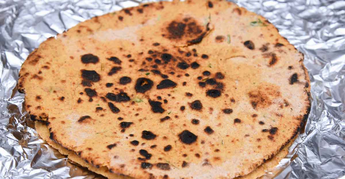 These are the delicious roti varieties in India These are the delicious roti varieties in India