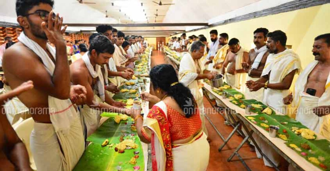 valla-sadya-aranmula