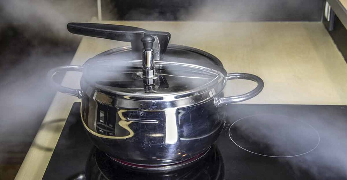 8 pressure cooker safety measures | Shutterstock