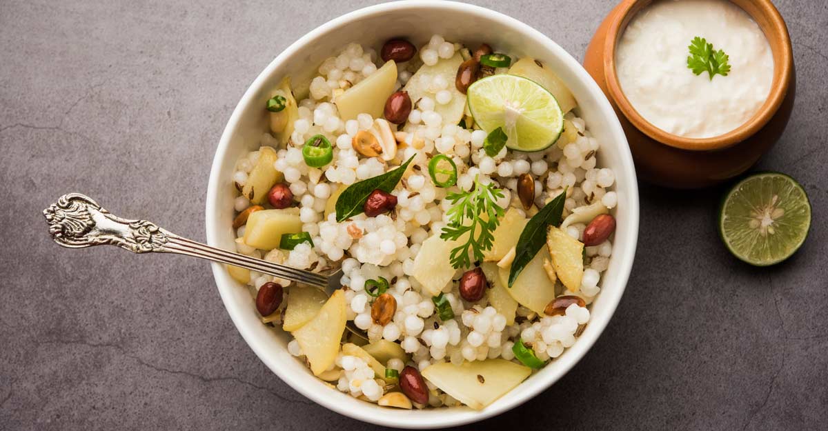 sabudana-kichdi sabudana-kichdi