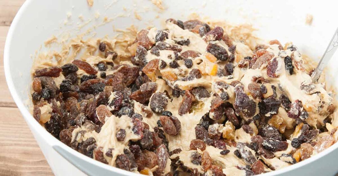 Know the amazing history of the cake mixing ceremony