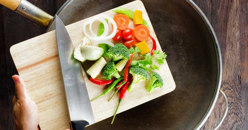 Here's how you could effectively manage kitchen during the lockdown days