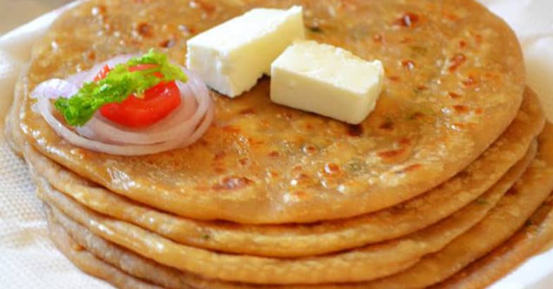 aloo-paratha aloo-paratha