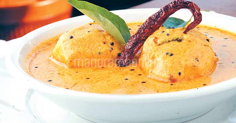 Mango Pulissery A staple in Jayaram’s home, this Mango Pulissery will remind you of mom’s cooking.