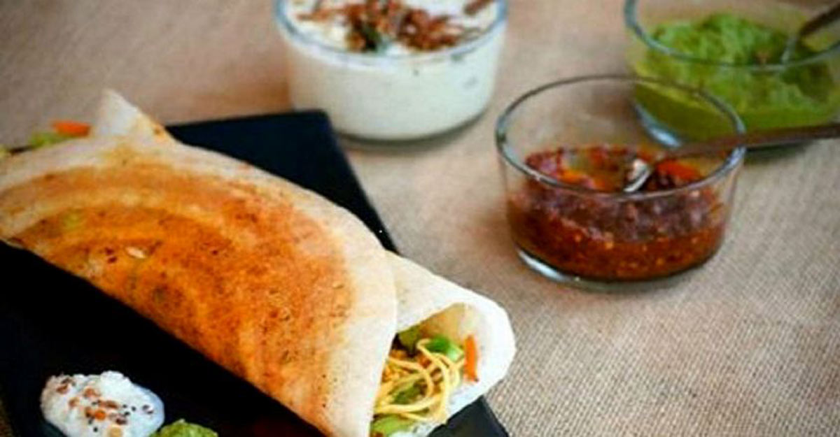 Schezwan noodles dosa