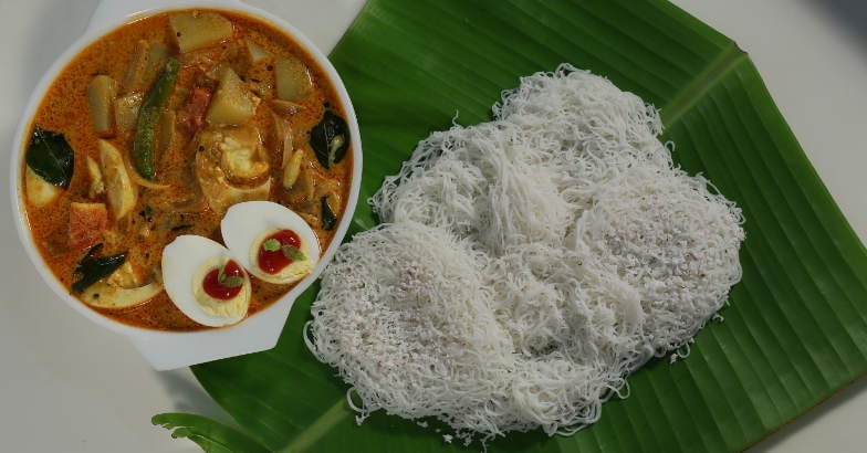 egg-curry-idiyappam egg-curry-idiyappam