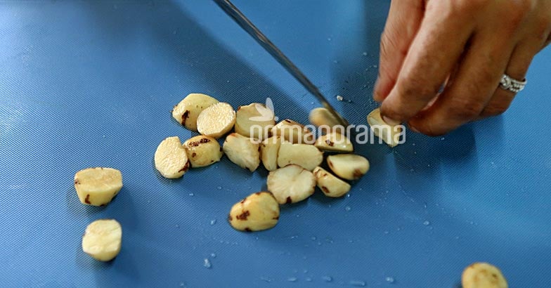 Koorkka olarthu Slicing up koorkka