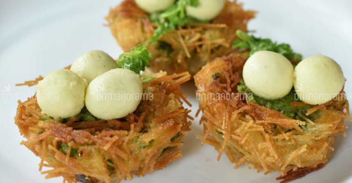 Crispy bird's nest with paneer