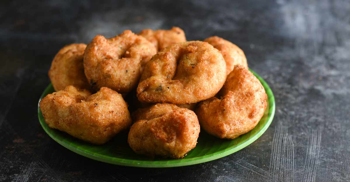Easy vada in 10 minutes | Shutterstock