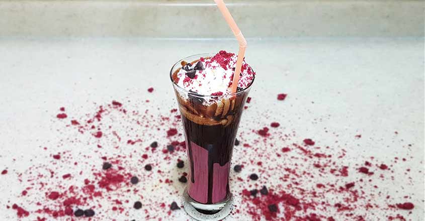 Red velvet shake