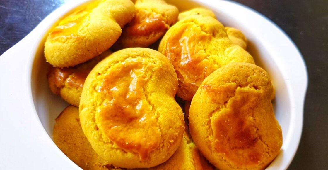 Bakery-style banana biscuit