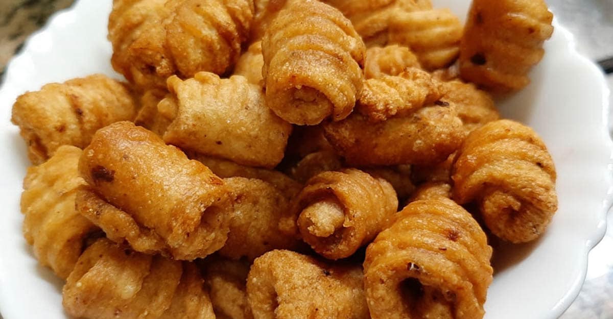Crunchy semolina snack Crunchy semolina snack