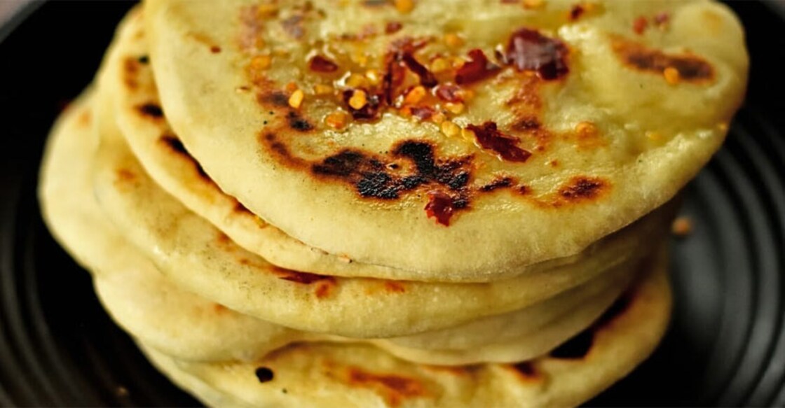 Eggless butter naan