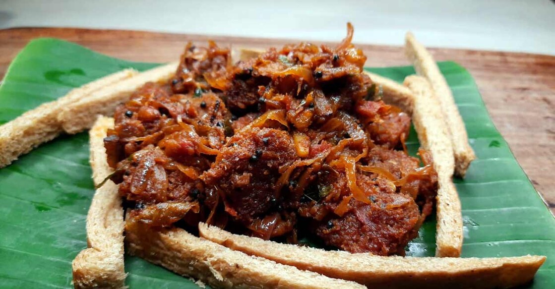 Tasty bread masala roast