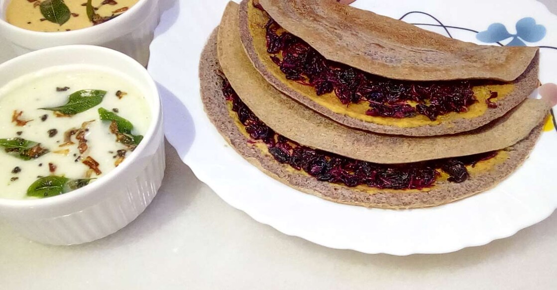 Millet-spinach dosa. Photo: Deepa