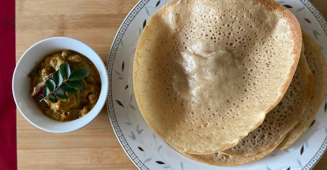Wheat appam and kadala curry