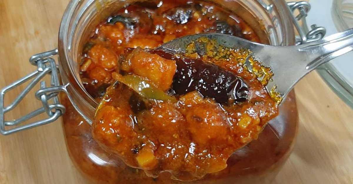 Spicy prawns - dates pickle