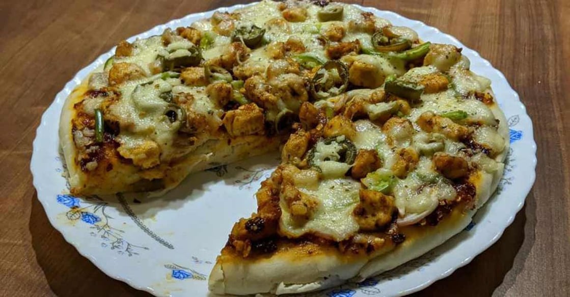 Homemade chicken pizza
