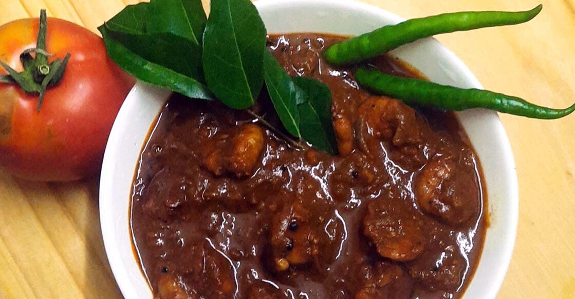 Classic prawns theeyal