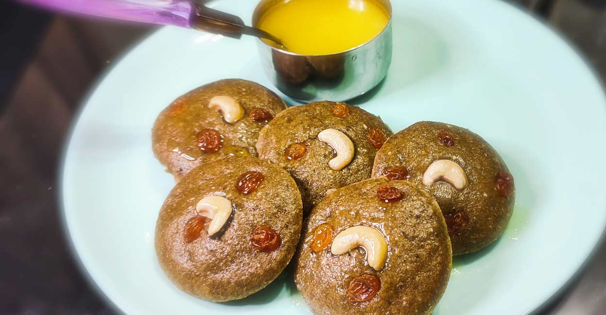 Broken wheat banana idli