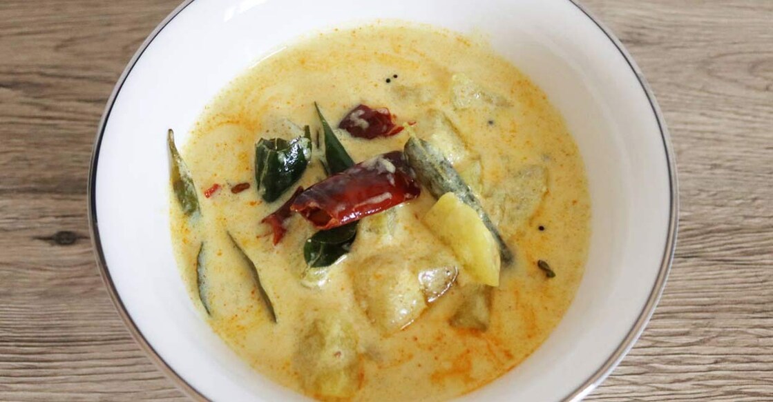 Simple cucumber moru curry