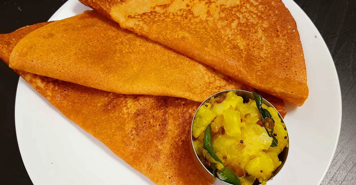 Crispy wheat dosa with potato masala