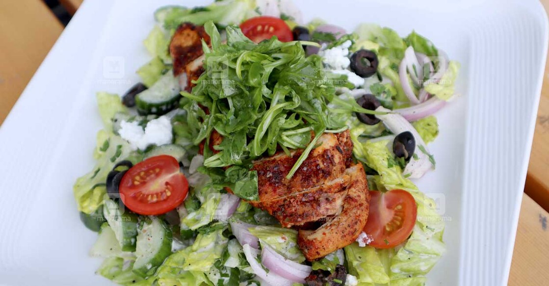 Healthy chicken salad to include in your weight-loss diet
