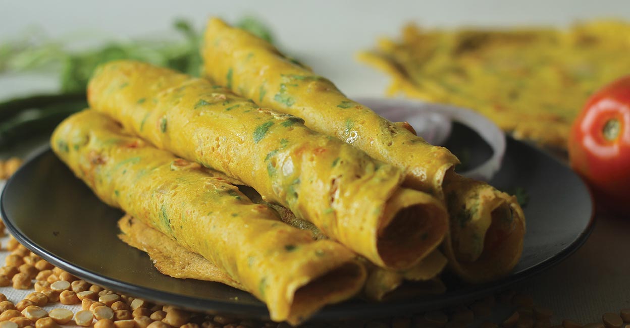 Delicious eggless omelette can be made with green gram, spices and more. Photo: Shutterstock/Trending Now