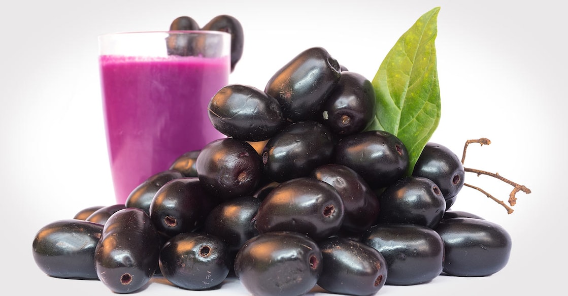 Jamun wine also makes an amazingly delicious health drink.  Photo: Shutterstock/suraj p singh