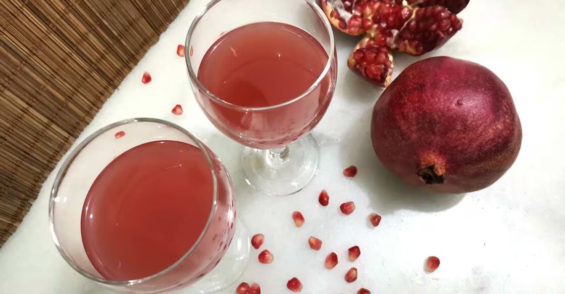 Pomegranates can also increase platelets blood levels and haemoglobin count. Make pomegranate wine at home for this Christmas. Photo: Deepa