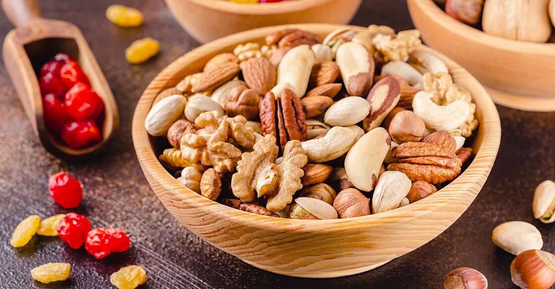When soaked, nuts become not only more tender but also tastier. Photo: Shutterstock/Bralnina