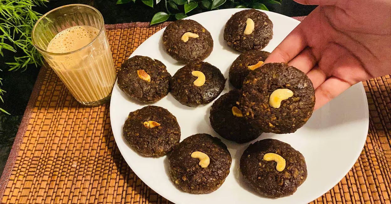 Overripe bananas are filled with potassium and magnesium. Photo: Deepthi, Thrissur