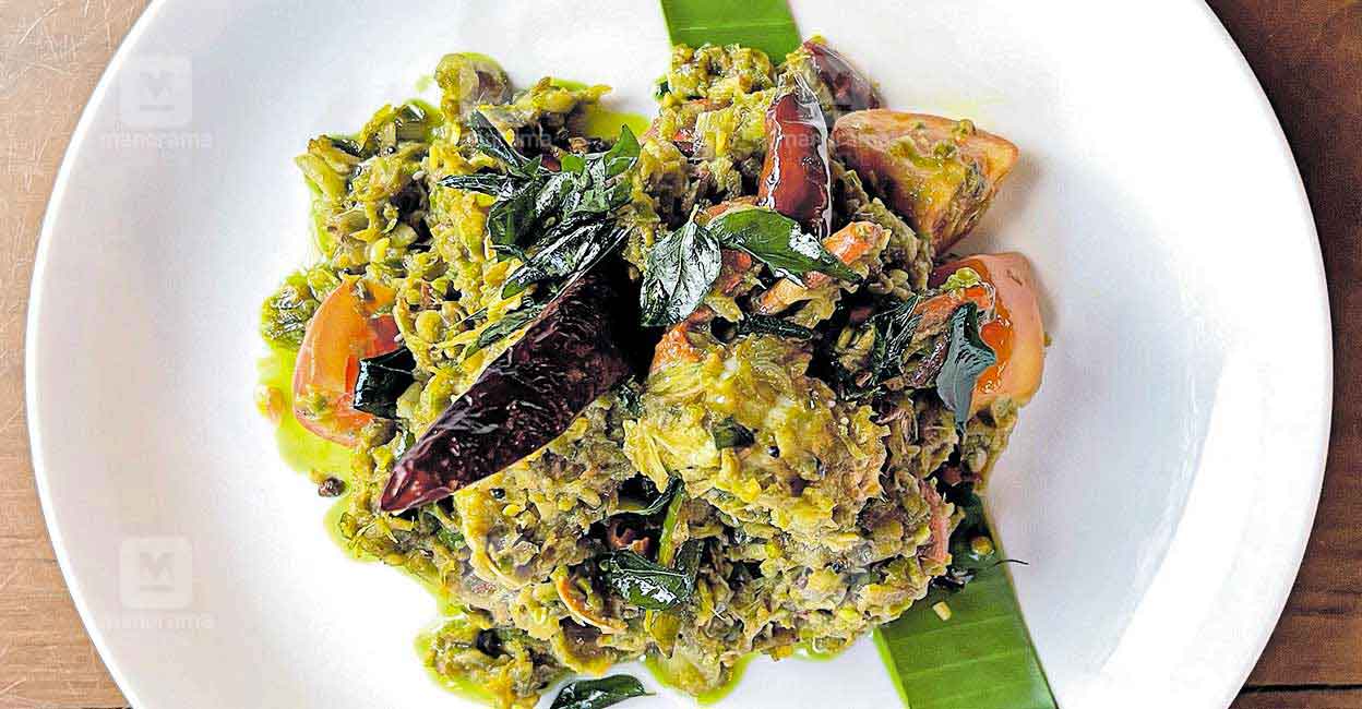 Relishing a crab curry right can often be a messy affair, but its taste will help you forget it all. Photo: Chef Suresh Pillai
