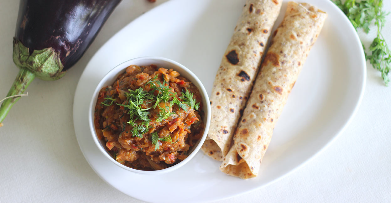 The simple, humble baingan bartha aka smoky egg plant mash is one of those dishes that elevates the taste of anything to a whole new level. Photo: Shutterstock/Trending Now